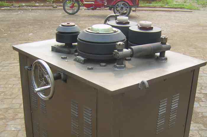 電纜軸盤軋圈機